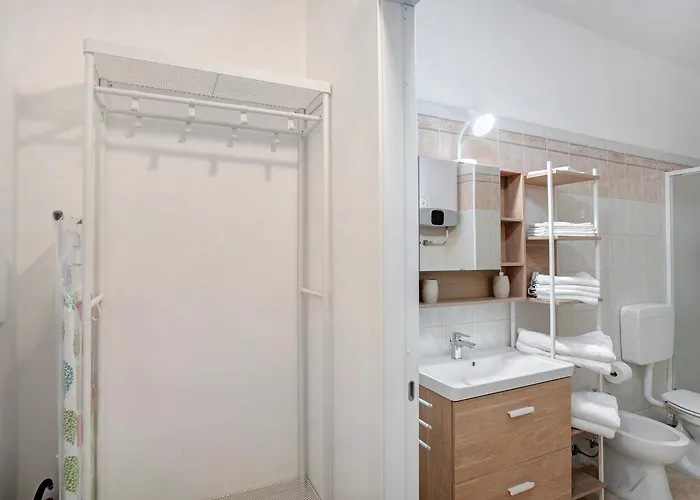 La Perla Grigia 알라시오